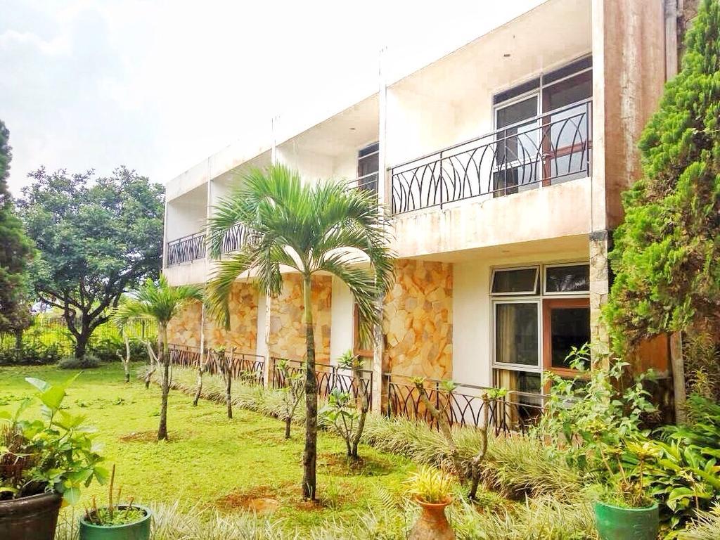 Le Villa Bougenville Bogor Kültér fotó